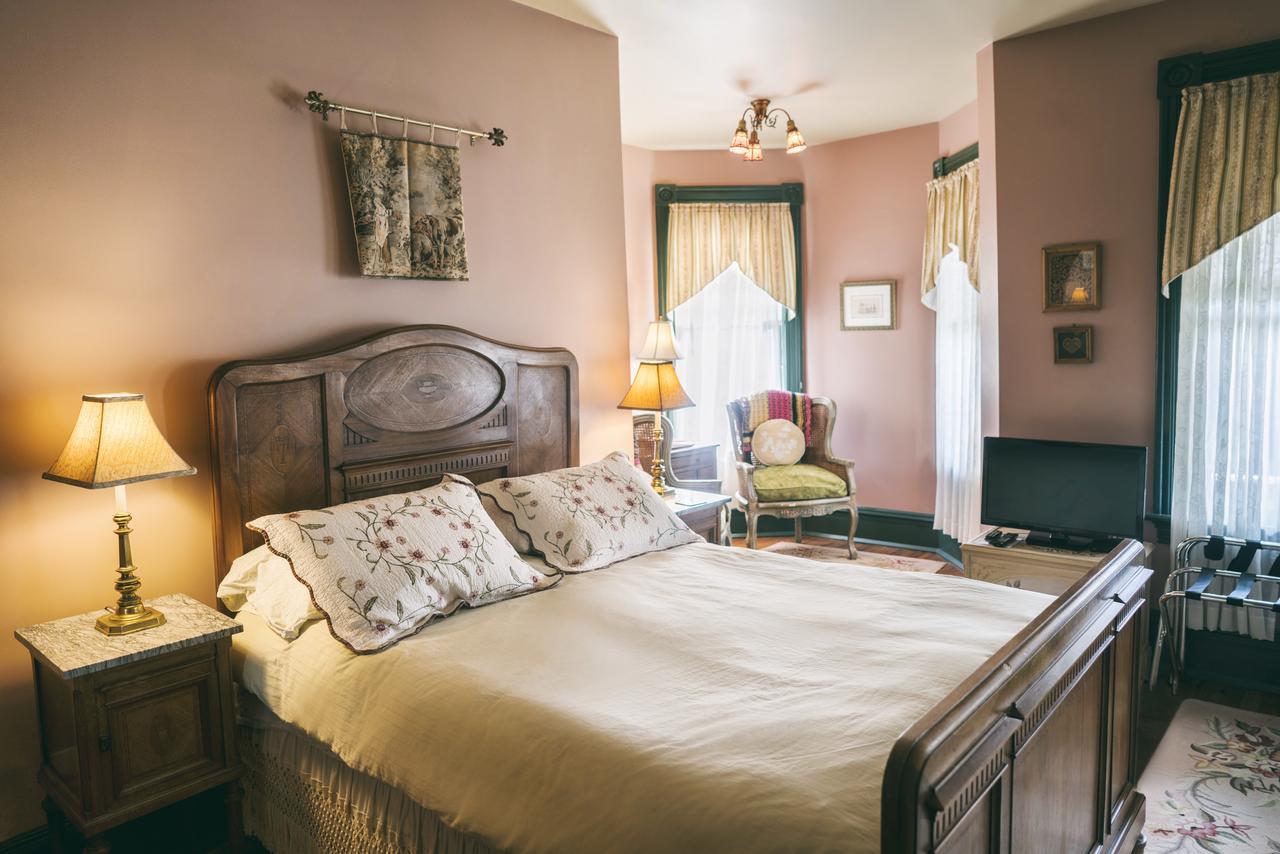 איסטון Hummingbird Inn מראה חיצוני תמונה
